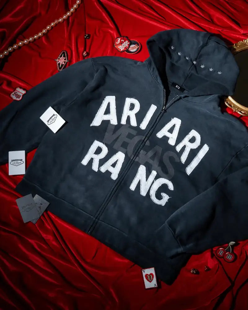 ARIRANG WORLD TOUR ZIP UP HOODIE